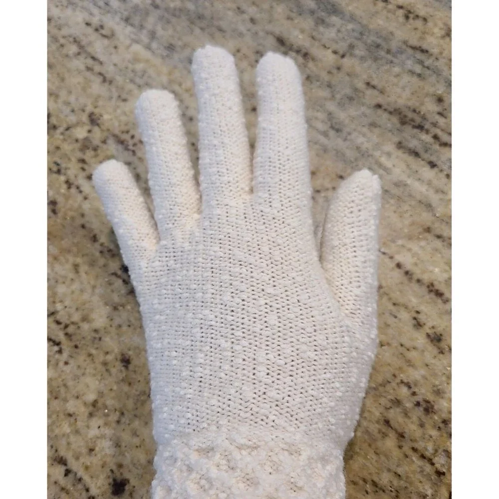 Vintage Size M/L Cotton? Wool? White Textured Stretch Gloves. Wrist Detail 8
